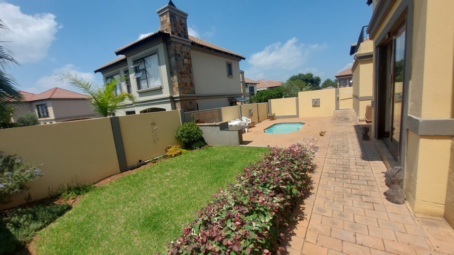 3 Bedroom Property for Sale in Melodie North West